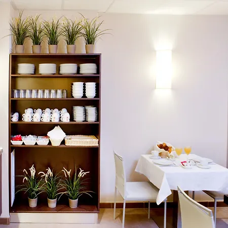 Sm 테아트레 아우디토리 호텔