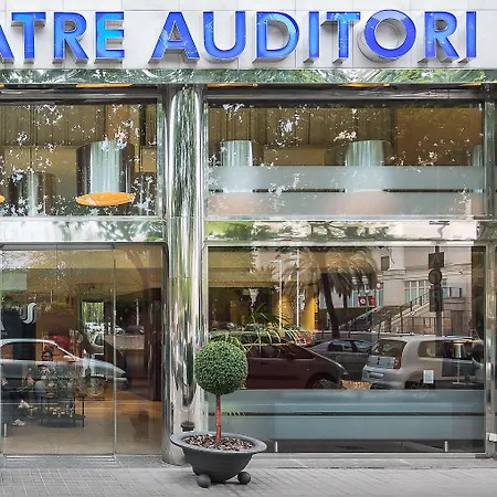 호텔 Sm 테아트레 아우디토리 3*