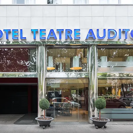 호텔 Sm 테아트레 아우디토리 3*
