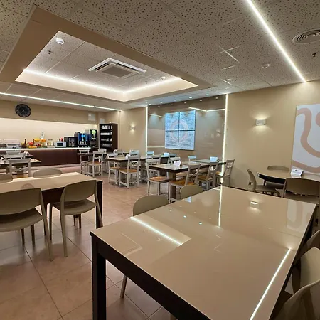 Hotel Sm Teatre Auditori 3*