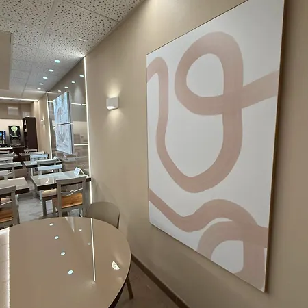 Sm Teatre Auditori Hotel 3*
