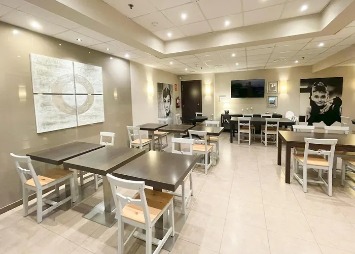 Sm Teatre Auditori 3* ברצלונה