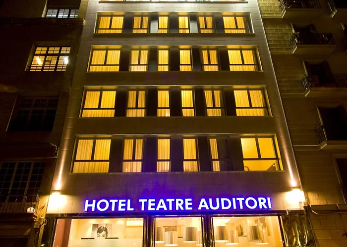 מלון Sm Teatre Auditori