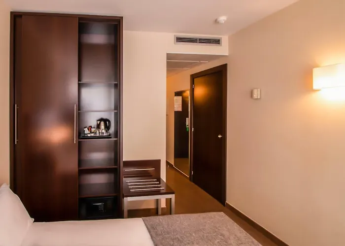 Sm Teatre Auditori 3* ברצלונה