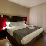 Sm Teatre Auditori Hotel 3*